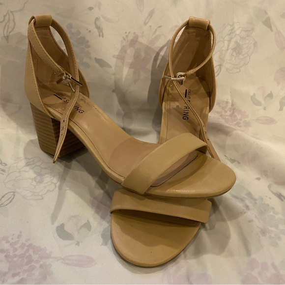 Call It Spring dress sandals - Picture 1 of 5